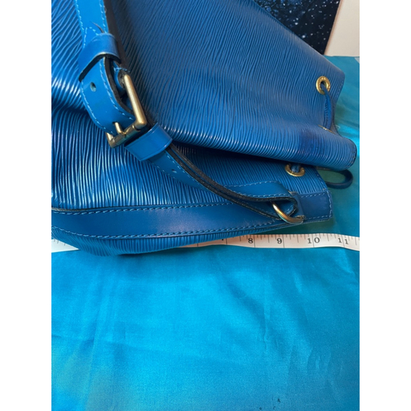 Louis Vuitton Epi Leather Petit Noe Bucket Bag Blue Vintage (LVb2) - Picture 15 of 15